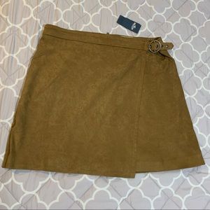 Hollister Skirt